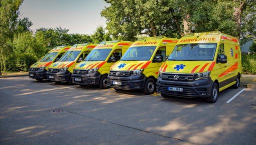 Украине передадут 61 автомобиль скорой помощи