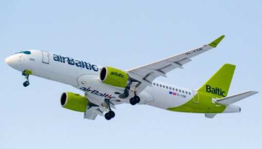   airBaltic  7    