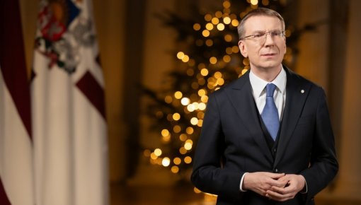 Почему политолог похвалил новогоднее обращение президента?