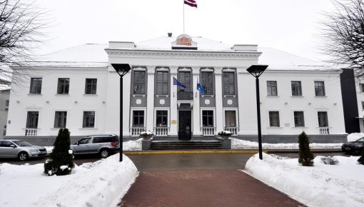 В Резекне не могут выйти на нужные Минфину показатели