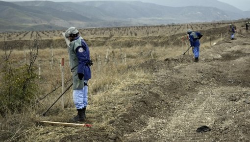 Азербайджан продолжает серьезно страдать от минной угрозы