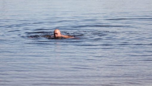 Не зная броду, не суйся в воду: что можно подцепить в латвийских водоемах