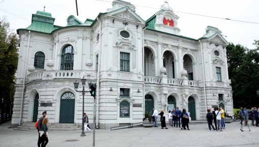 Чистый спектакль: постановок на русском в Нацтеатре не будет