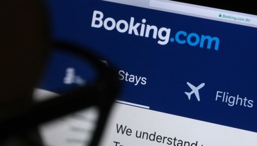   Booking.com    