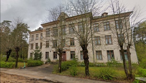 Здание бывшей 4-й спецшколы вновь планируют выставить на продажу