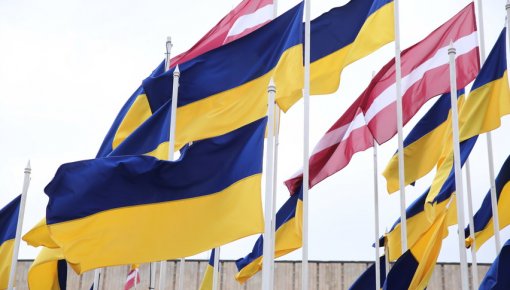 Погибших в Украине почтут минутой молчания