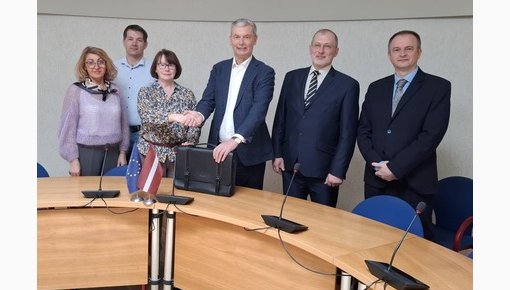 Выборы-2025: Latgales partija в Аугшдаугавском крае выдвинула 18 кандидатов