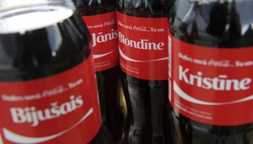 Фанаты Coca-Cola в шоке: на бутылках — сплошные русские имена