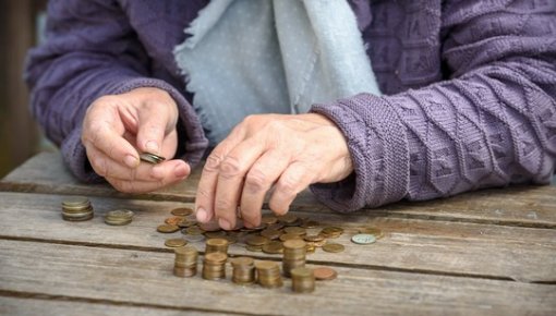 Самые маленькие пенсии в Латвии - у пенсионеров старше 89 лет