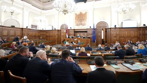 Даже в курилке и туалете: в Сейме будут говорить только на госязыке