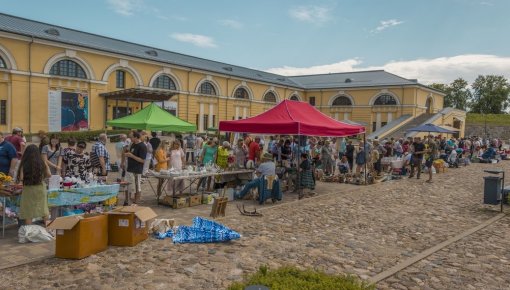 Блошиный рынок в Крепости из-за непогоды перенесён на 31 мая