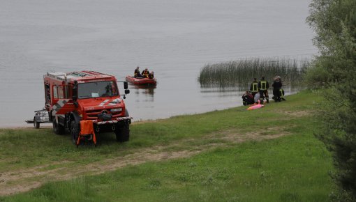 Cпасатели ГПСС отработали действия на воде и напомнили о правилах безопасности