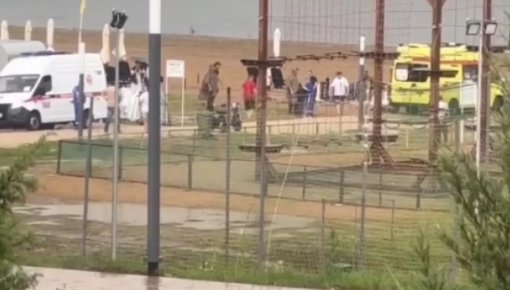 От удара молнии по водоему погибли трое отдыхающих