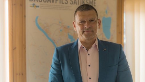    Daugavpils Satiksme ( . .)