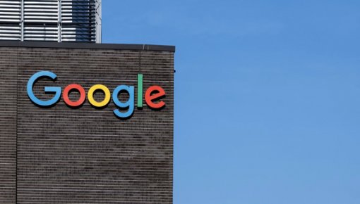   Google  425        4   