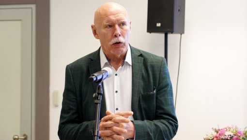 ������ ������ �������������: �� ��������������� � ���� ��������� ���������� ����� ����� �����