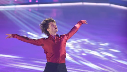 ����� �������� ������������ � ����������. �� �������� � ������� ��� � ���� ������-�����