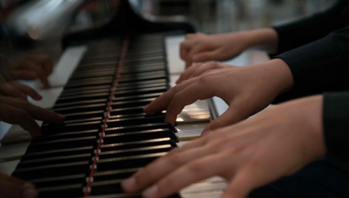 � ������ ������� 4-� ������������� ������� ���� ��������� � ������������ ��. �. ������