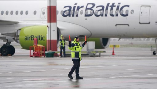 �� ���� ���������� ������� airBaltic ������������ �� ������ � ������