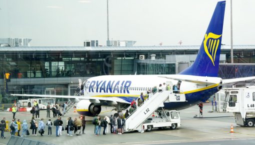 Ryanair ������ ������� �������� ����� � ������