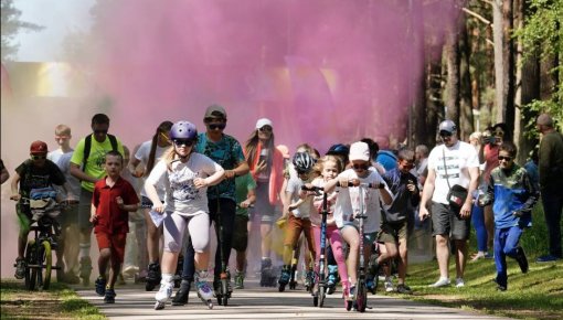 ������ Holi, ������ � ����������: ������� ����� �� �������� ����� � �������