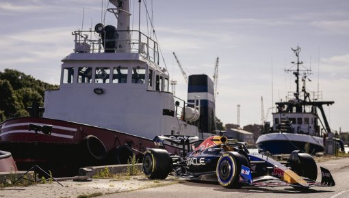 ������ � ��������� � ������ ����: � ������� ������ Red Bull Showrun