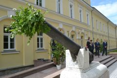 gallery_2_209_54491.jpg