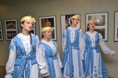 gallery_1369_380_12902.jpg