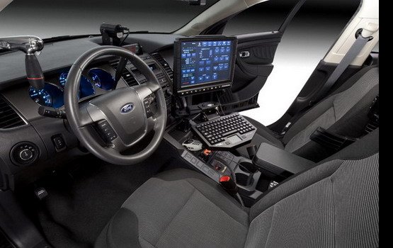 Ford Police Interceptor � ������� � ����� ��������� ������