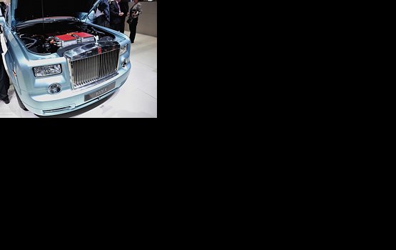 ������������� Rolls-Royce 102EX ������ ���������� �� ������� (�����)