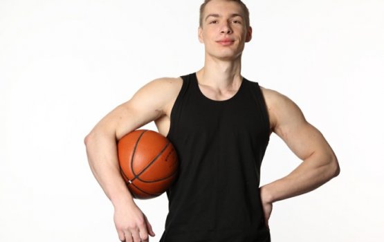 ������� ��������������� ������ � 13 ����