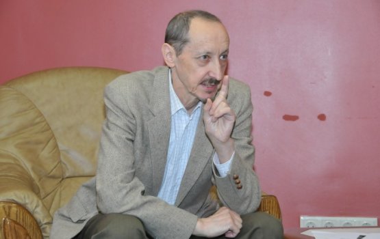 Андрей Дрознин: "Надо осваивать мир телесно"