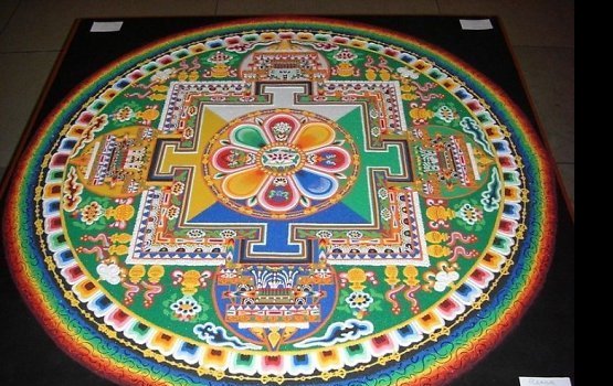 �� ����� AB � ���� ���������� ������ �������� �������