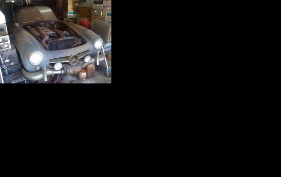 ���������� Mercedes 300SL ������ � ������������ ������ � ���