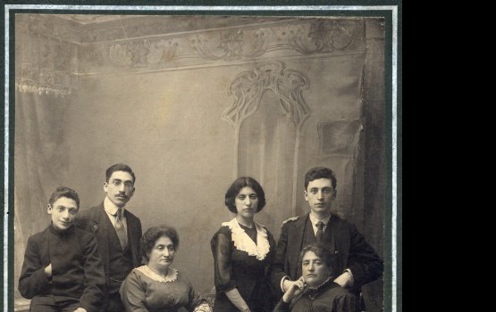 �������� ������ 100 ����������� ����� �����