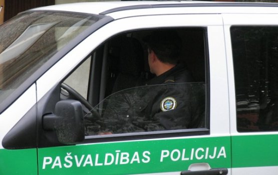 ������������ ������� � 16 �����