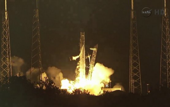 SpaceX ������� ������ �� ������ Dragon