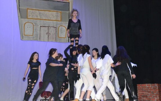 �Pop Clip�-2012: ������� ����� � ������ ��� ������