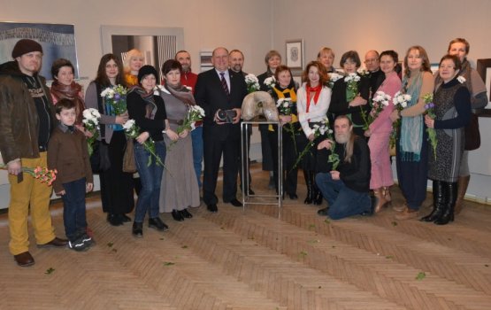 � �������������� ����� � ����� ��� ������������