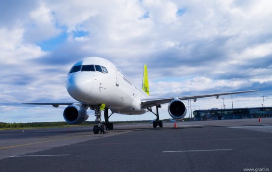 ������ AirBaltic ��������� ��������