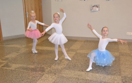 � �������������� ���� � �����