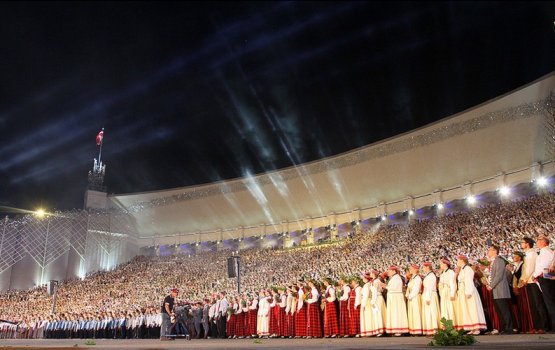 ����� ��������� ����� � �����