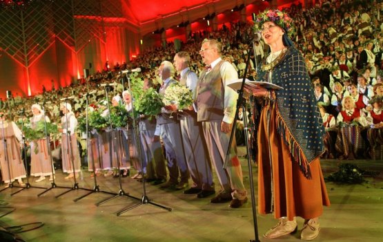 ����� ��������� ����� � �����