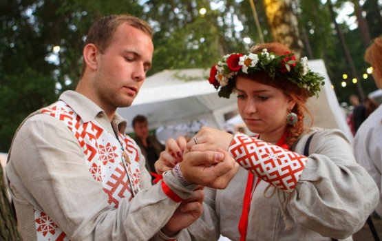 ����� ��������� ����� � �����