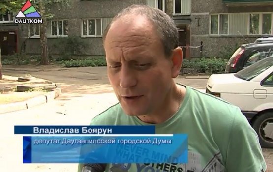 Жители микрорайона Северный обратились к депутатам за помощью (видео)