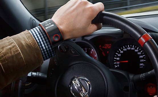 Nissan Nismo Smartwatch - ��������� �������� � ����������