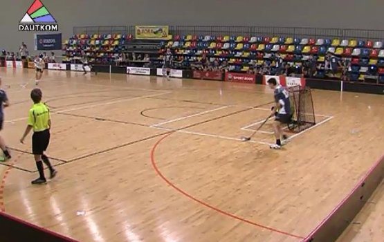 Флорбол: «Динабург/Резекне» принимал «Огрских волков» (видео)