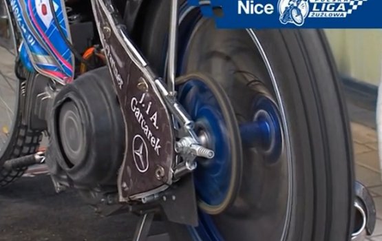 "����������� ��������" 5 �����: ������ 8 (�����)