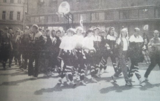 20-21 ��� 1995 ����: ������ ����������� �������� � �����������