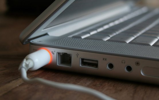 LG ��������� ������� ��������� Gram, ����� � ������, ��� MacBook Air